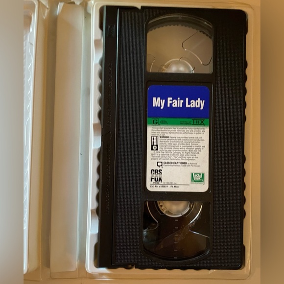 MY FAIR LADY (VHS, 1964) Audrey Hepburn Clamshell Case Vintage Classic Movies - Picture 2 of 5